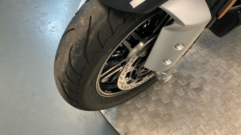 Triumph Rocket 3 GT Chrome (23MY)